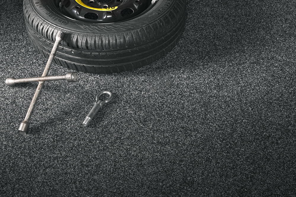 Grand Prix Anthracite Install web main
